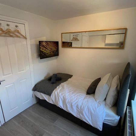 Stylish Studios By Luxestays Shepherds Bush Londres Exterior foto