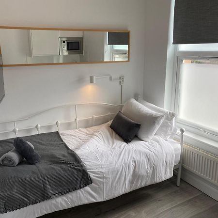 Stylish Studios By Luxestays Shepherds Bush Londres Exterior foto