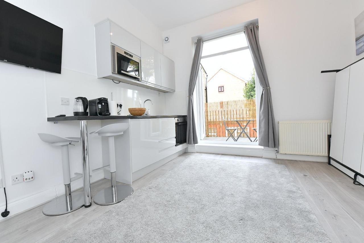Stylish Studios By Luxestays Shepherds Bush Londres Exterior foto
