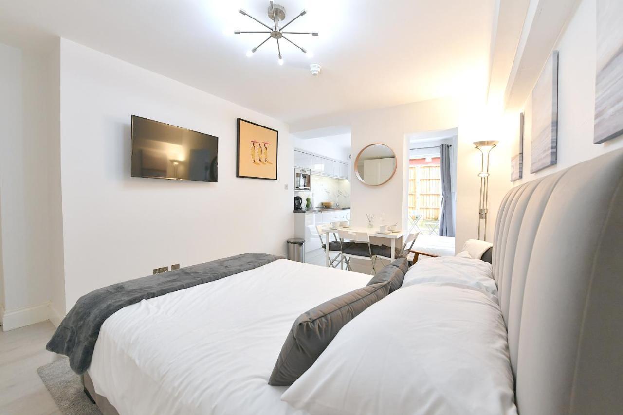 Stylish Studios By Luxestays Shepherds Bush Londres Exterior foto